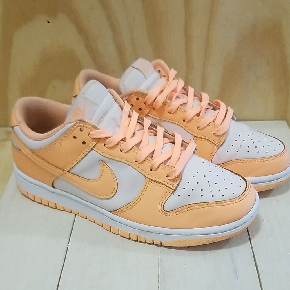 Nike Dunk Low Peach Cream - 2022 Wmn's Sz 9, Mens Sz 7
